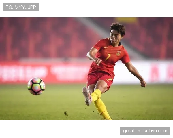 越位判定要点:判断时点与积极参与标准解析 越位判定要点:判断时点与积极参与标准解析